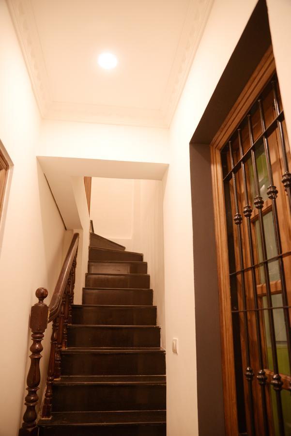 Chloe & Leo Boutique Homestay Ханой Экстерьер фото