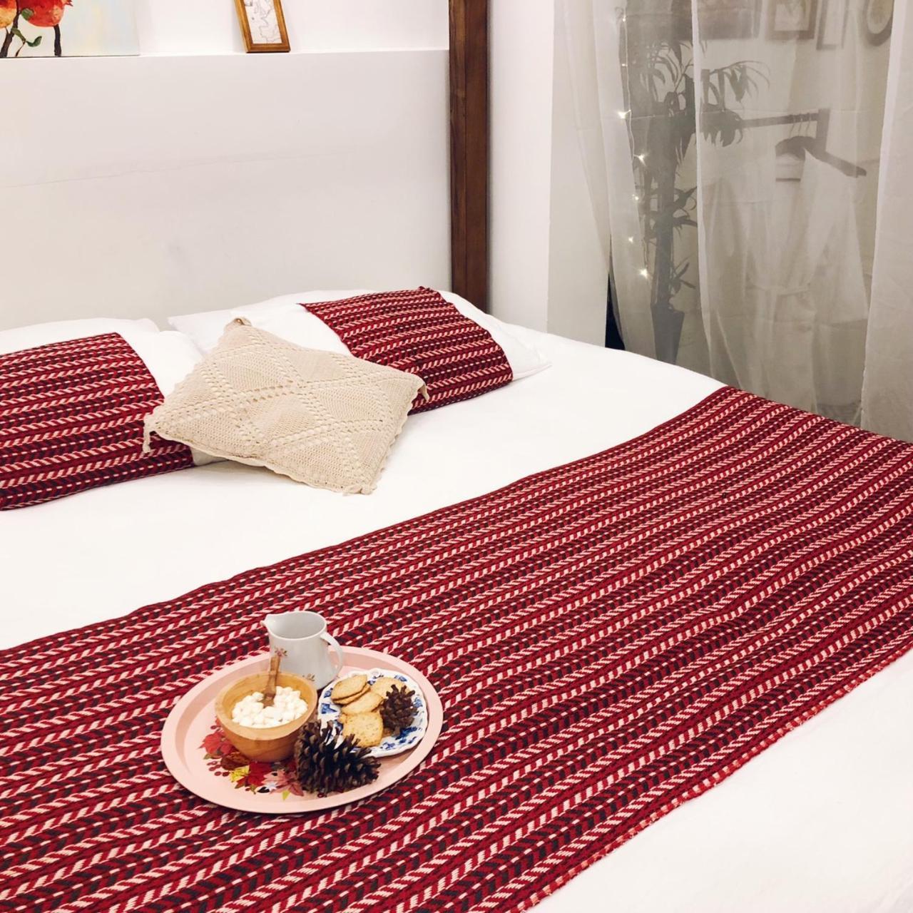 Chloe & Leo Boutique Homestay Ханой Экстерьер фото